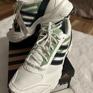 Adidas Durango running sneakers size women’s 8